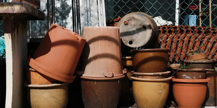 How to Clean and Sterilize Pots Before Reusing Them